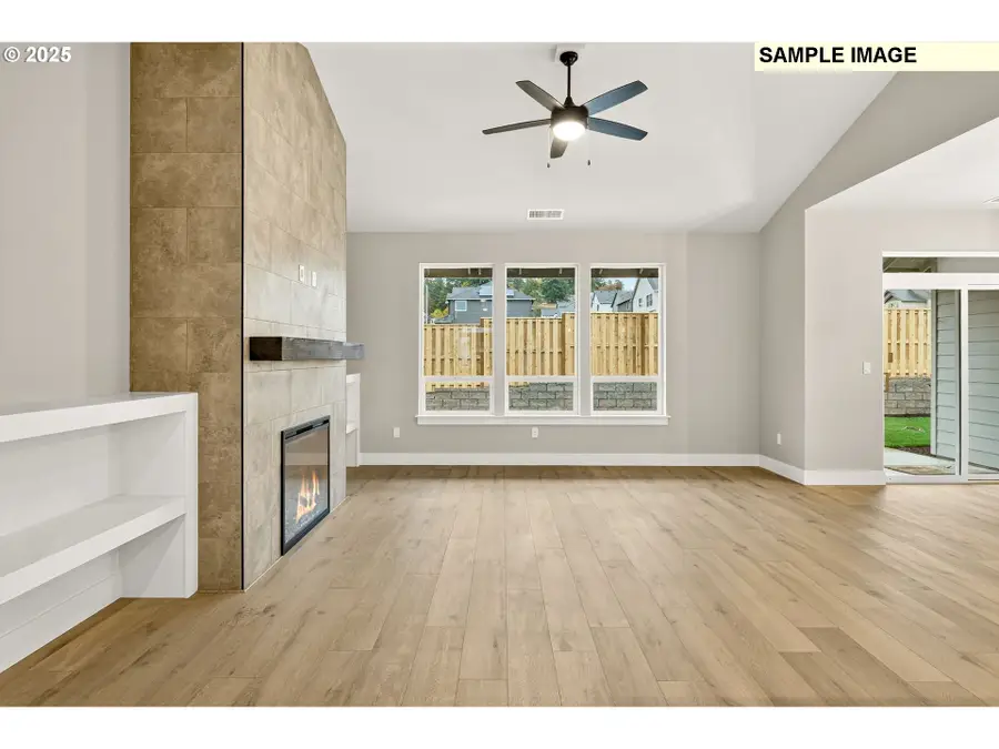 1758 NE Aella Ave #8, Estacada, OR 97023 - #3