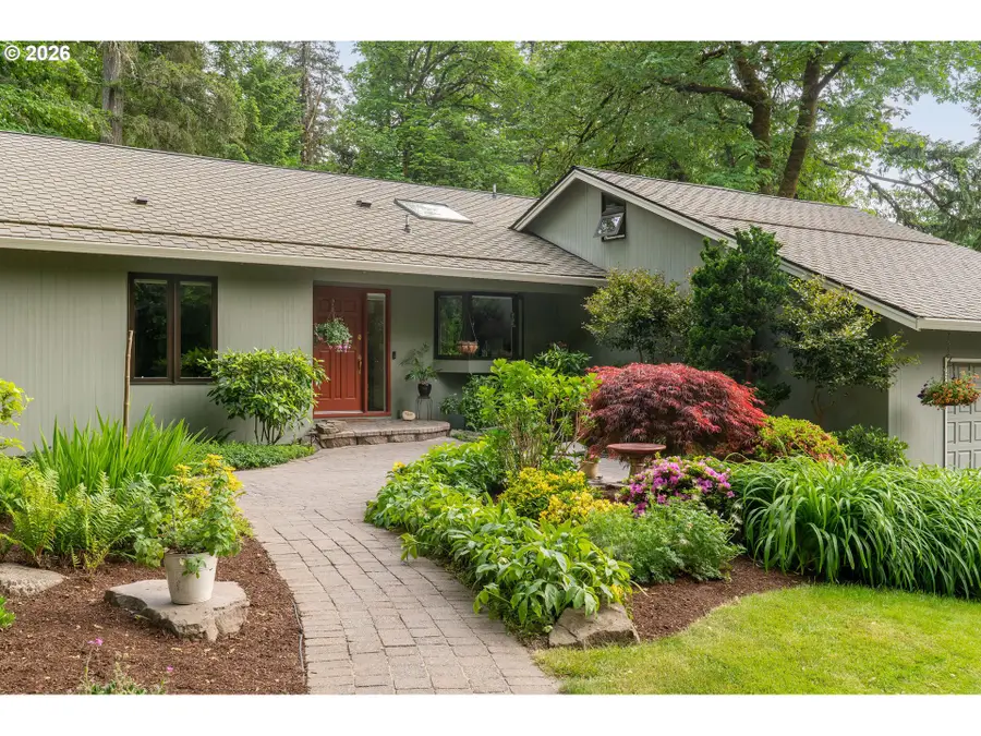 3130 Westview Ct, Lake Oswego, OR 97034 - #2