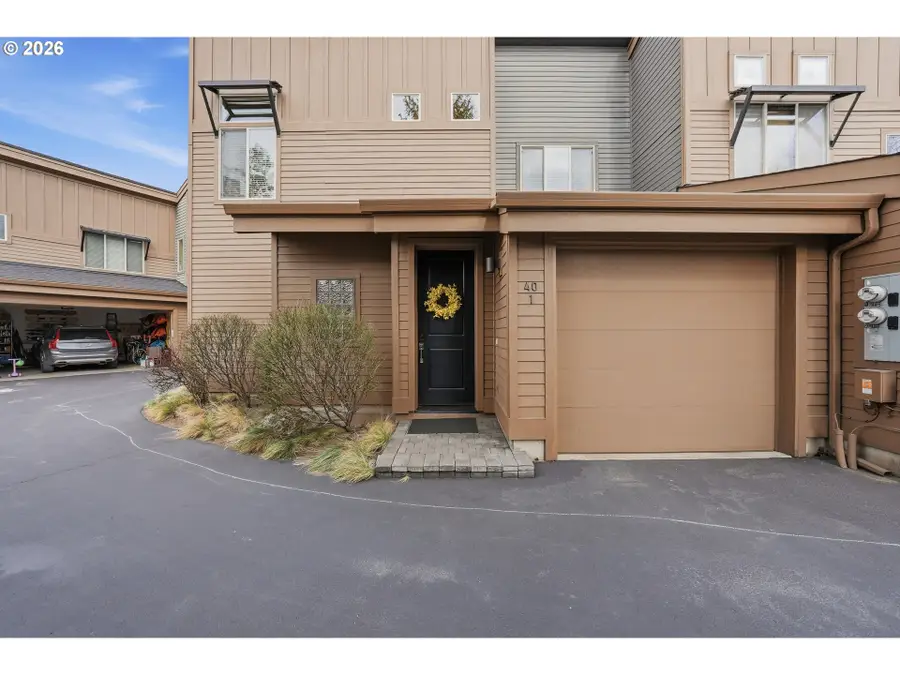 40 SW Mckinley Ave, Bend, OR 97702 - #2