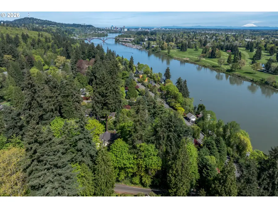 1911 S Carey Ln, Portland, OR 97219 - #2