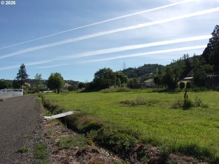 0 Walnut St, Tri City, OR 97457 - #2