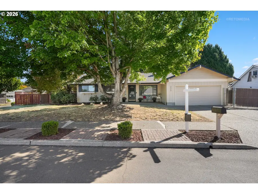 20350 SW 86th Ave, Tualatin, OR 97062 - #2