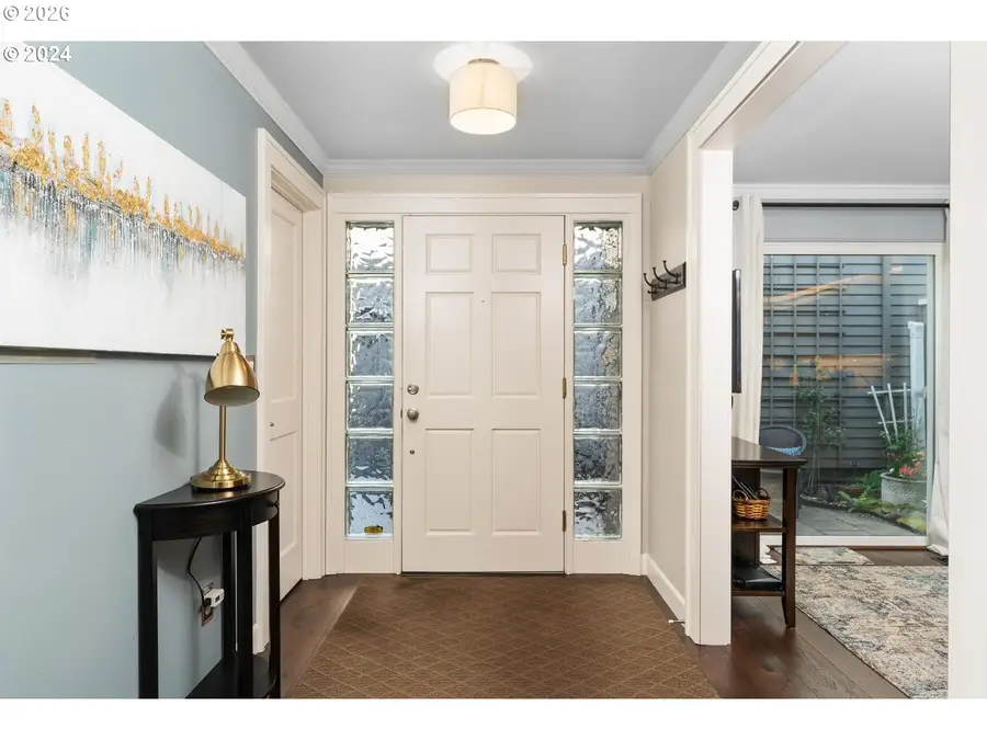 38 Greenridge Ct, Lake Oswego, OR 97035 - #2