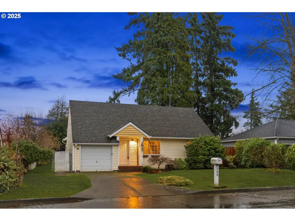 108 NE Whitney St, Camas, WA 98607 - Image #1