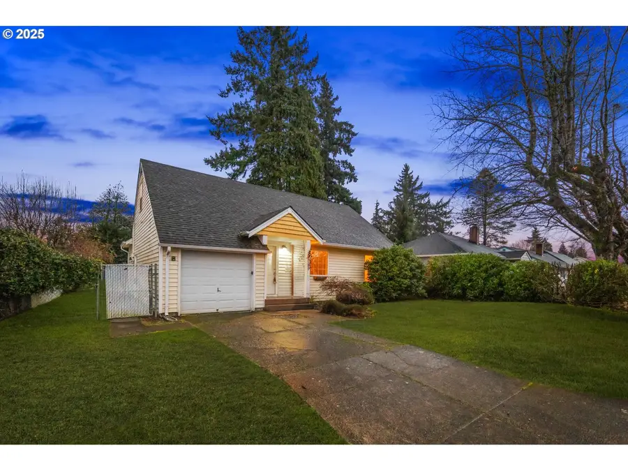 108 NE Whitney St, Camas, WA 98607 - Image #3