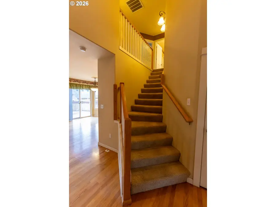 15102 SE Myra Ln, Clackamas, OR 97015 - #3