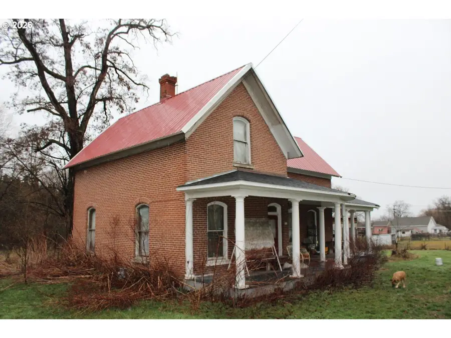 419 N Water St, Weston, OR 97886 - #2