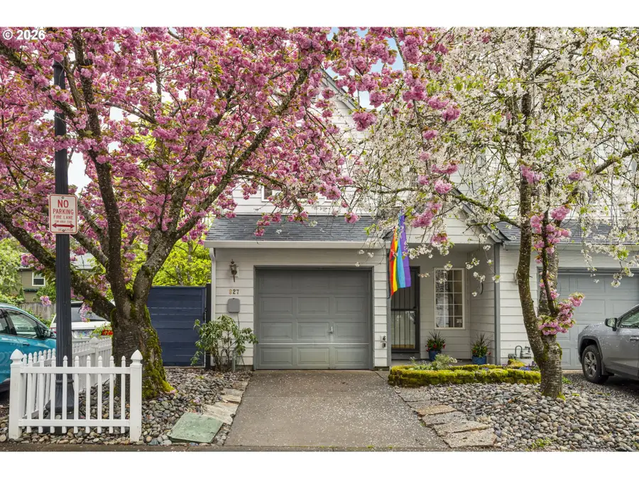 927 SE 193rd Ave, Gresham, OR 97233 - #3