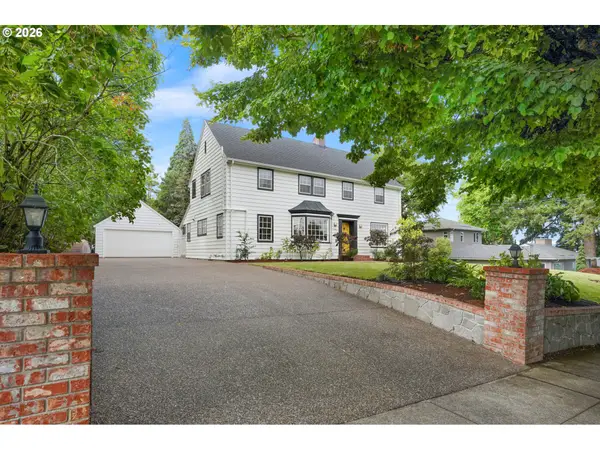 6610 SE Stark St, Portland, OR 97215