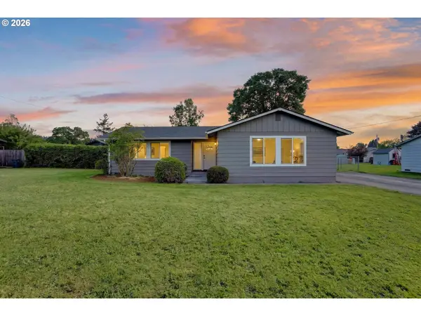 194 Shore Dr, StHelens, OR 97051