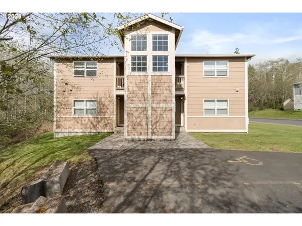 1611 SE Willow Dr, Warrenton, OR 97146