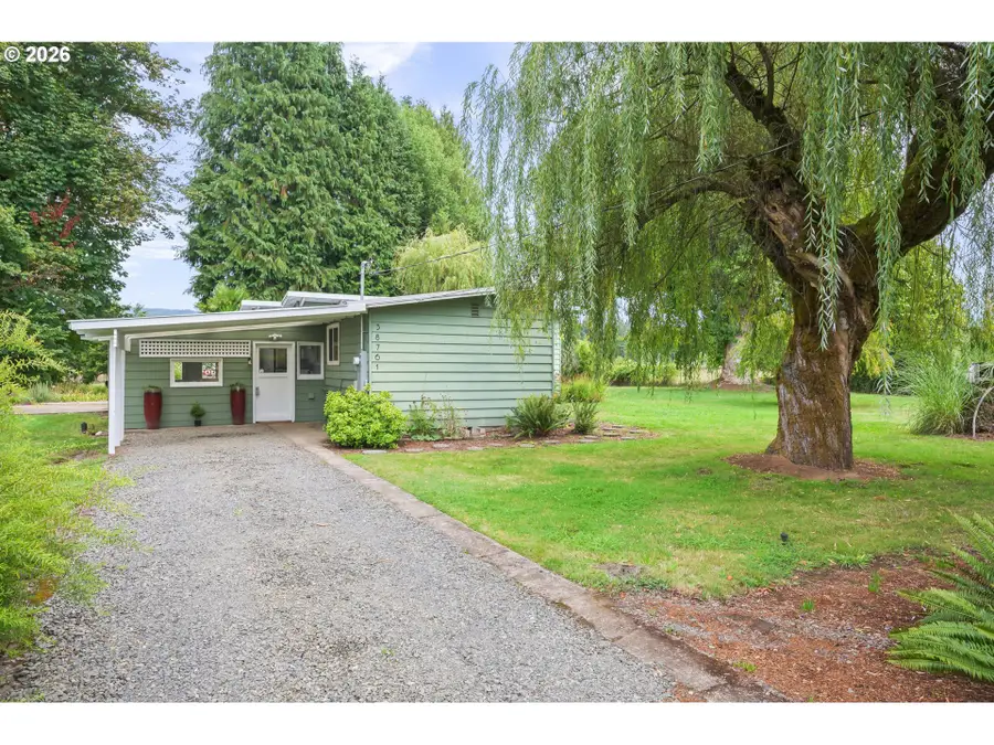 38761 Flowerdale Dr, Springfield, OR 97478 - #2