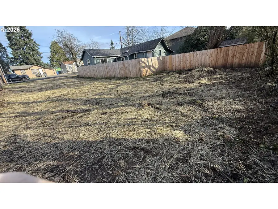 2109 E 26th St, Vancouver, WA 98661 - #3