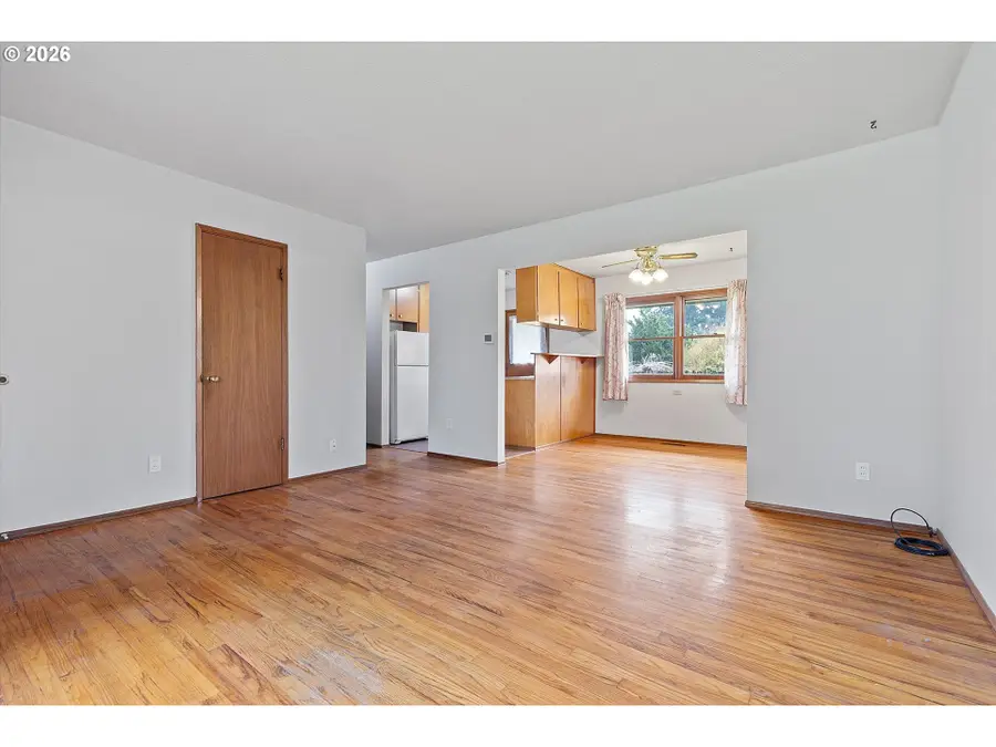4010 SE Harvey St, Milwaukie, OR 97222 - Image #3