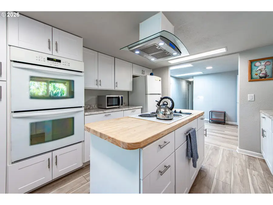 1600 Rhododendron Dr #407, Florence, OR 97439 - #3