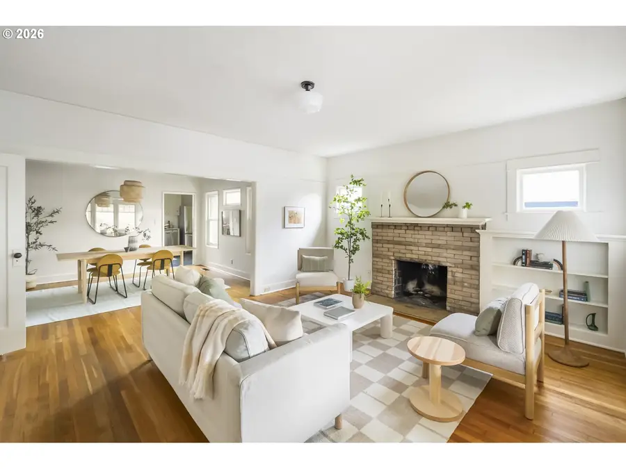 1235 SE Reynolds St, Portland, OR 97202 - #3