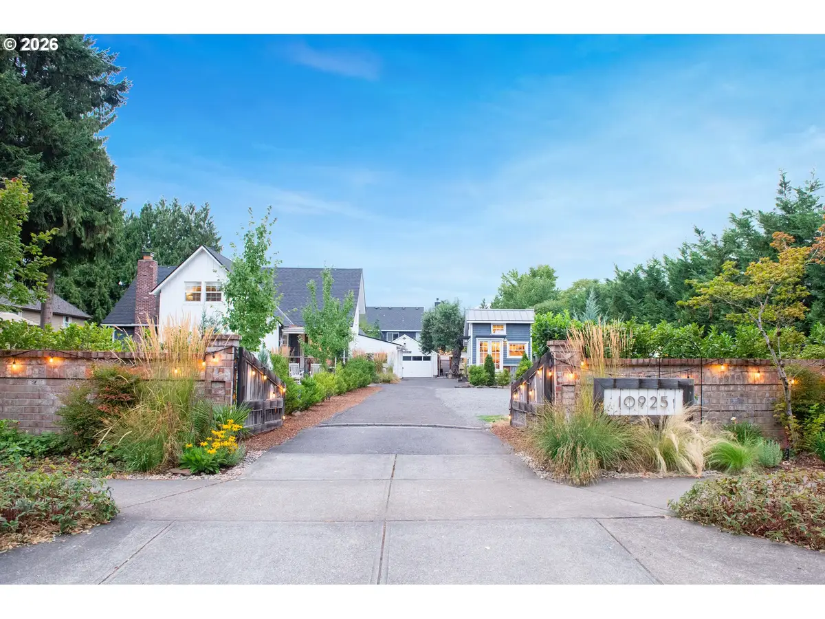 10925 SW Wilsonville Rd, Wilsonville, OR 97070 - #1