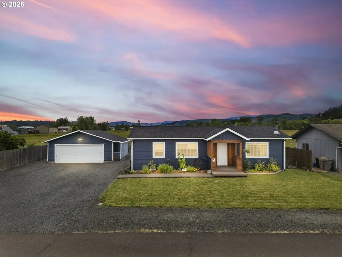 38643 SE Cedar St, Scio, OR 97374 - #1