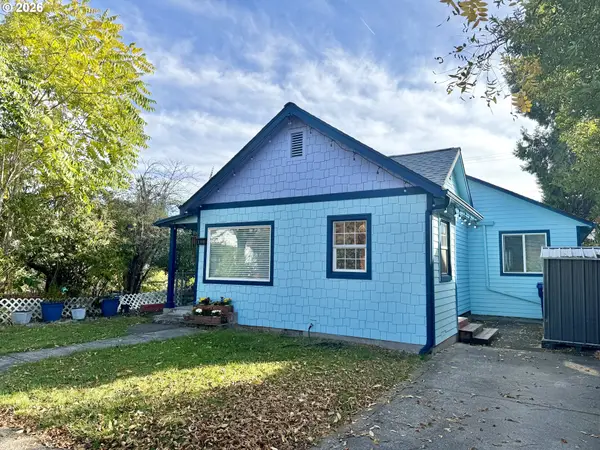 1119 A St, Springfield, OR 97477