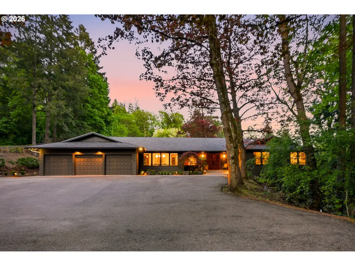 6200 SW Round Hill Way, Portland, OR 97221 - #1