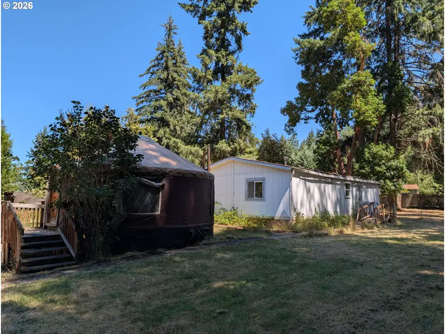 49241 Mountain View Rd, Oakridge, OR 97463 - #2