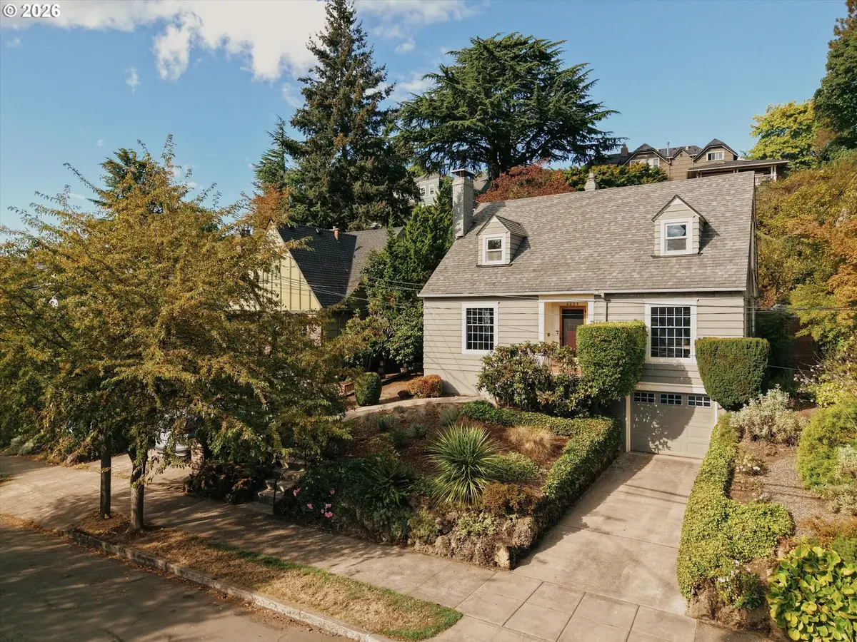 4421 NE Wistaria Dr, Portland, OR 97213 - #1