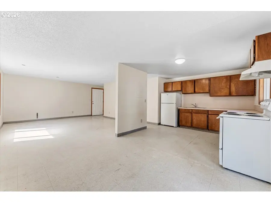 13693 SW 64th Ave, Portland, OR 97219 - #3