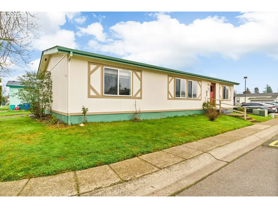 700 N Mill #69, Creswell, OR 97426 - Image #3