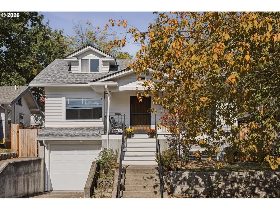 2015 SE Pine St, Portland, OR 97214 - #2