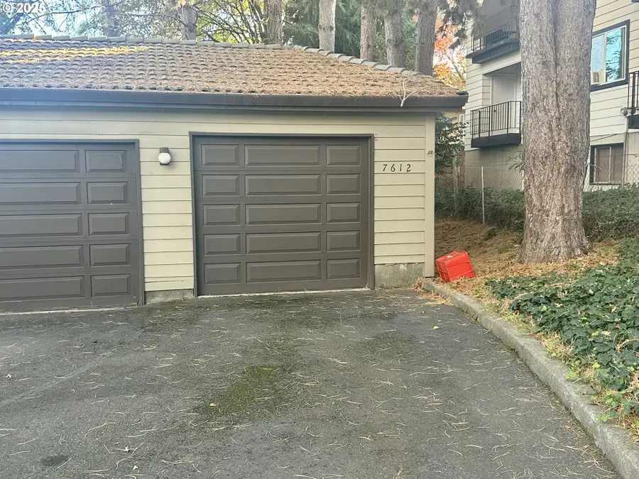 7612 SW Cresmoor Dr, Beaverton, OR 97008 - #2