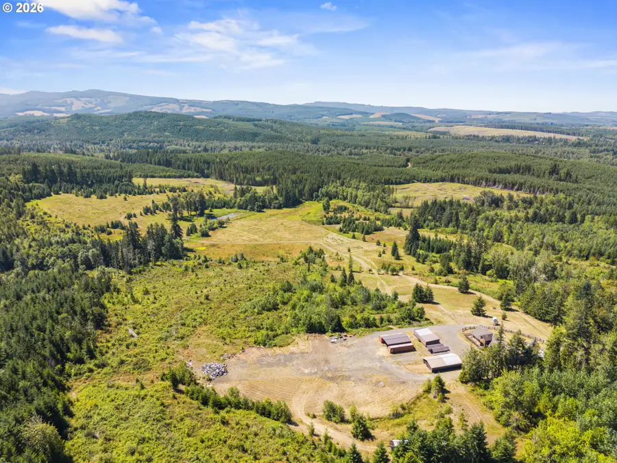 805 Luebke Rd, Toutle, WA 98649 - #3
