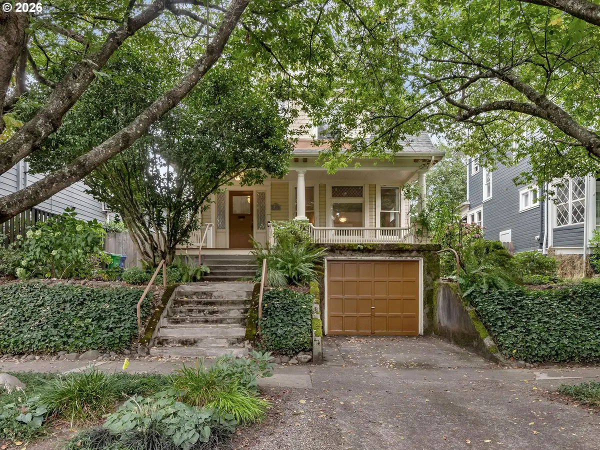 1808 NE Wasco St, Portland, OR 97232 - #1