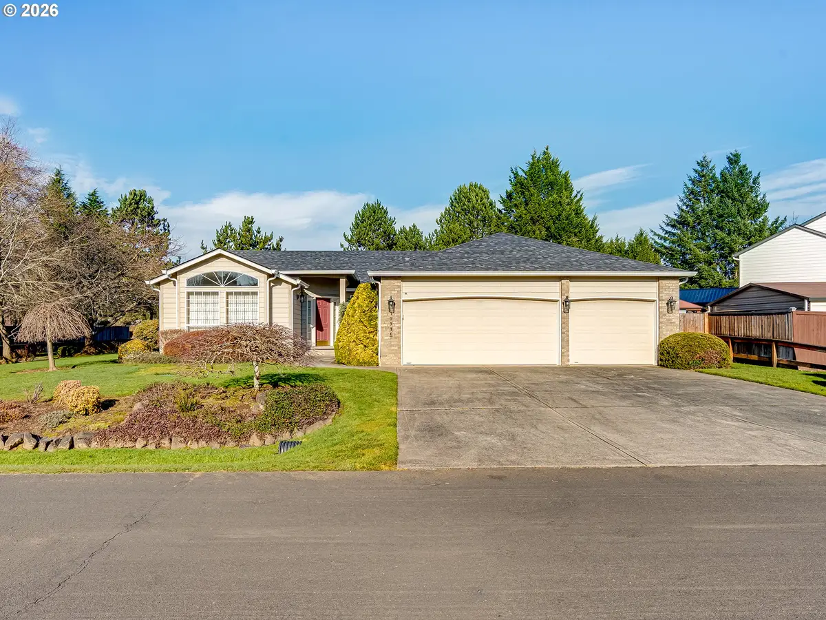 10916 NE 196th St, Meadow Glade, WA 98604 - #1
