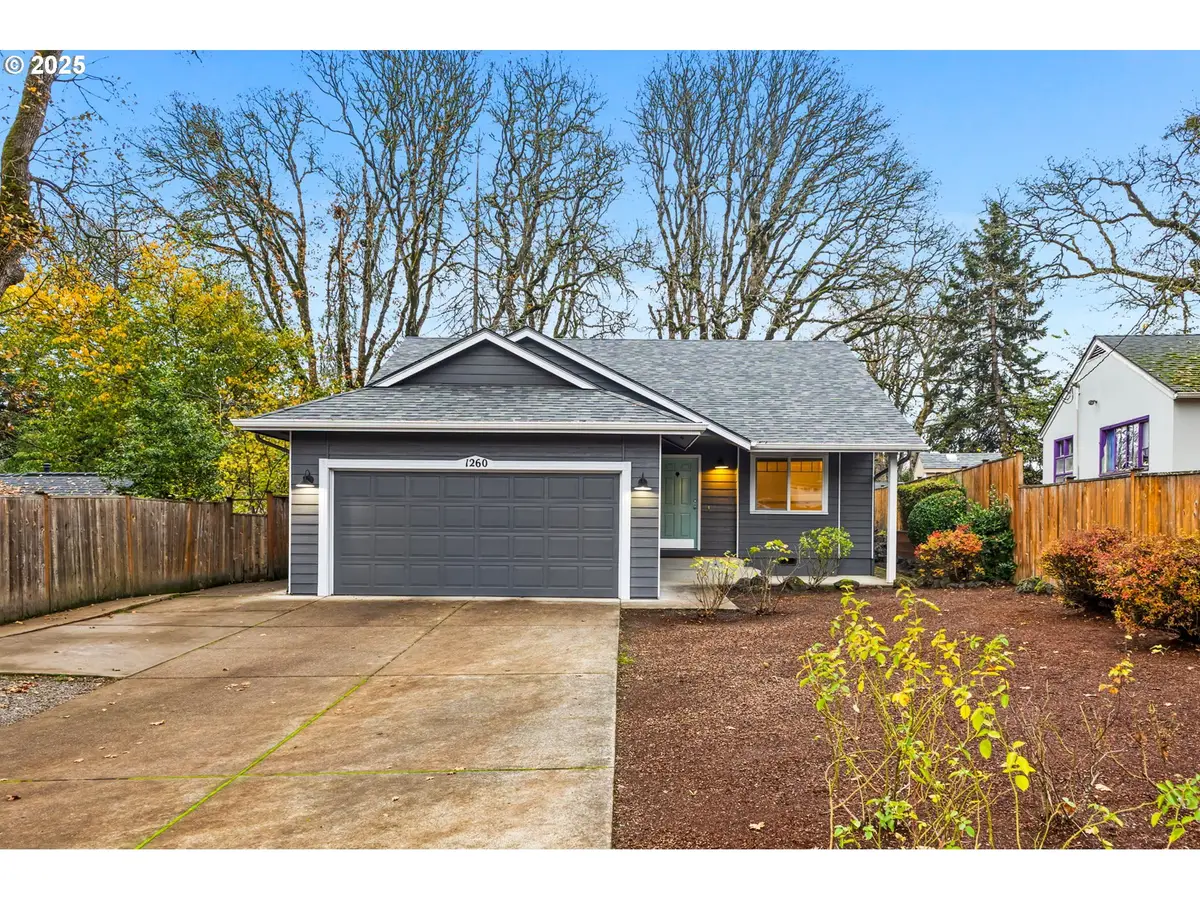 1260 NW Parkway Dr, Salem, OR 97304 - Image #1