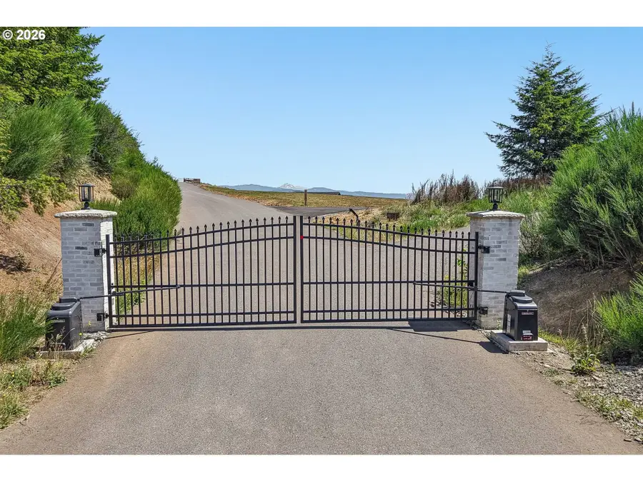 218 High Bank Ln, Woodland, WA 98674 - #2
