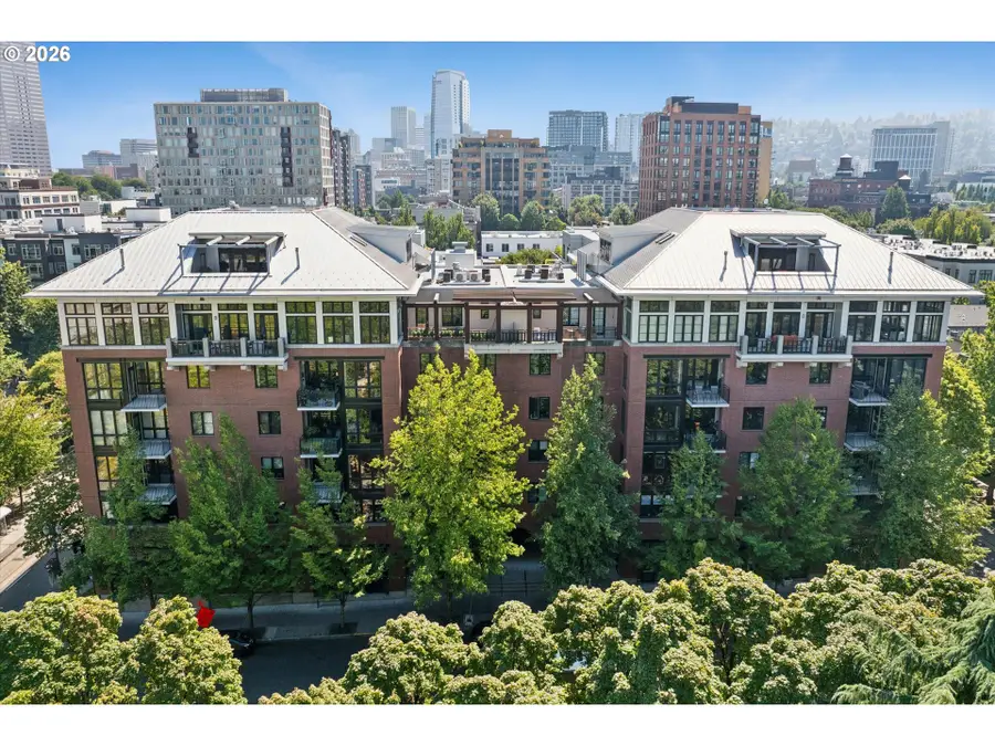 1030 NW Johnson St #323, Portland, OR 97209 - #2