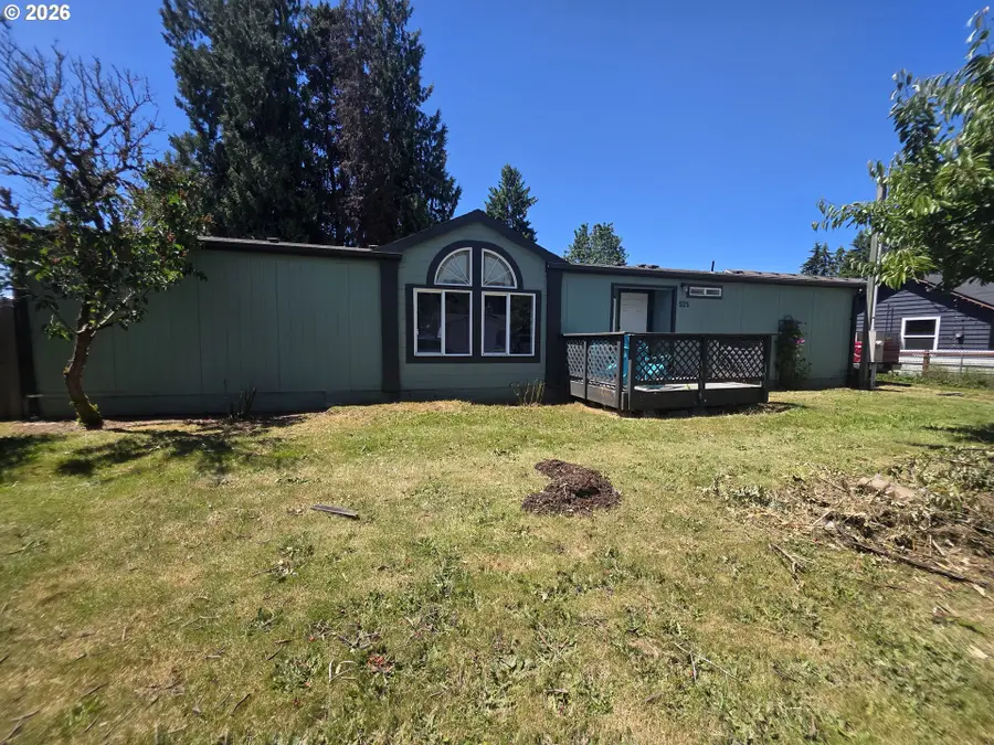 525 N 14th Ave, Cornelius, OR 97113 - #2