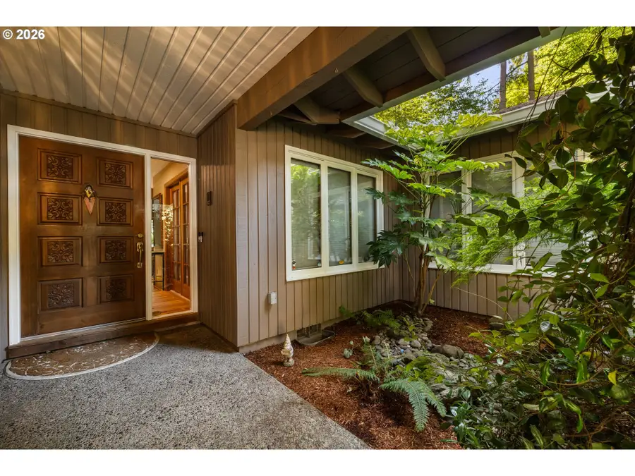 17280 SW Oakenshield Ct, Durham, OR 97224 - #3