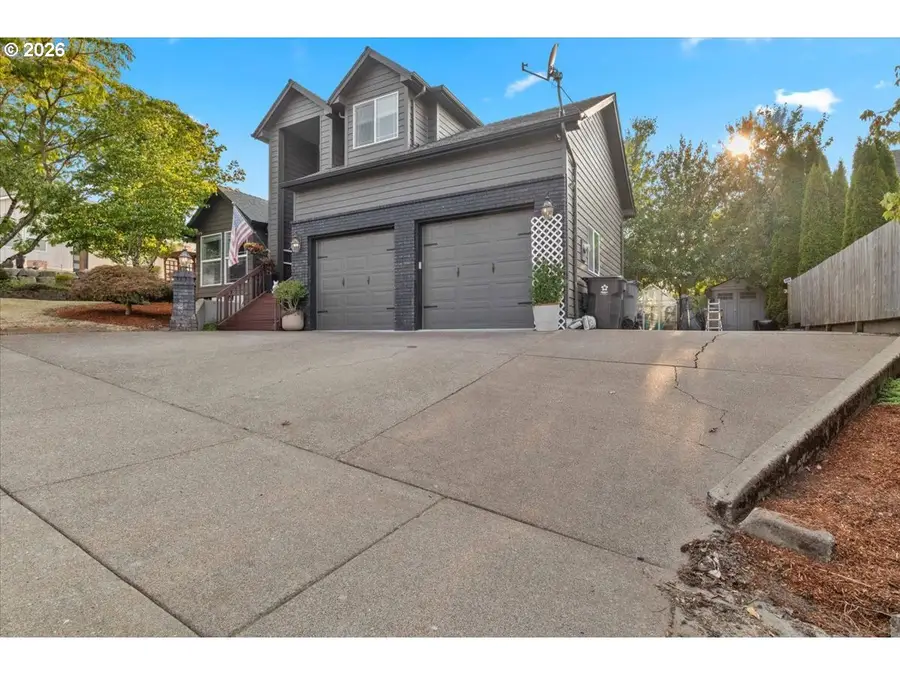 1200 NW Thorn Dr, Albany, OR 97321 - #3