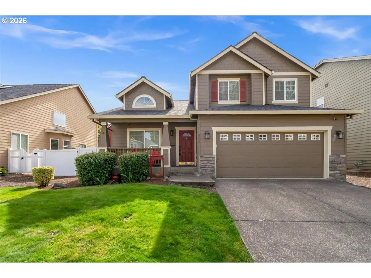 881 N 28th Ave, Cornelius, OR 97113 - #1