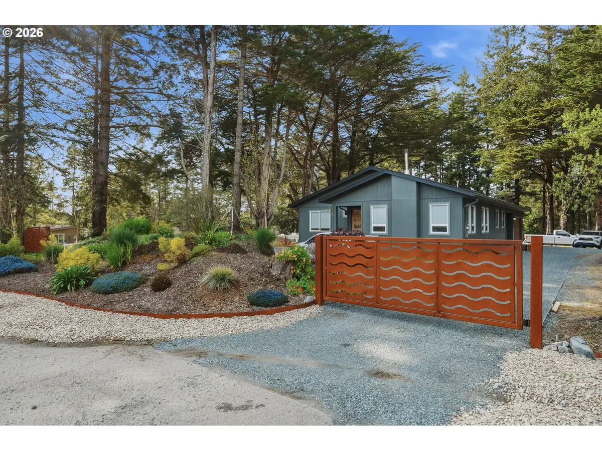 88879 Highway 42 S, Bandon, OR 97411 - #1