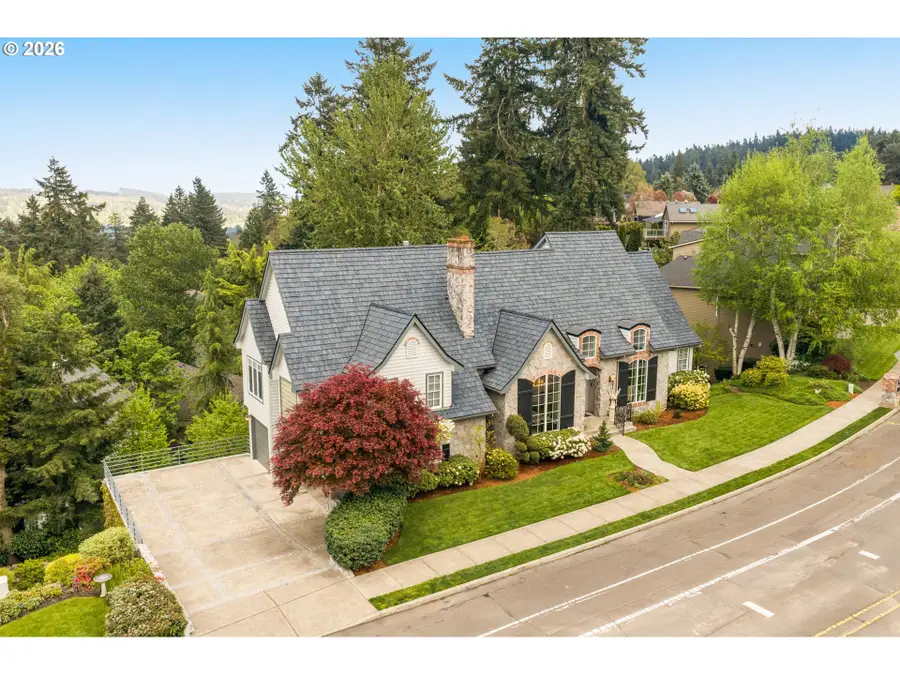 5565 Summit St, Northwest Clackamas, OR 97068 - #3