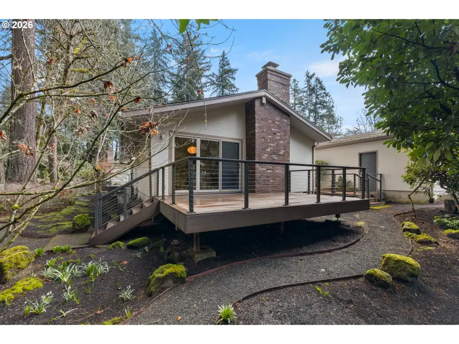 1053 Northshore Pl, Lake Oswego, OR 97034 - #2