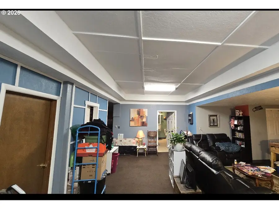 132 E Main St, Sheridan, OR 97378 - Image #3