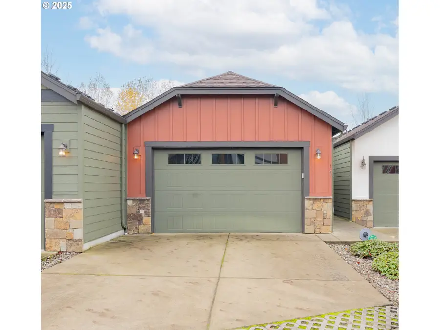 185 N 43rd Pl, Ridgefield, WA 98642 - Image #2