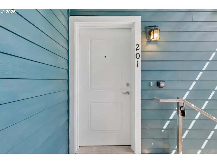 7545 N Olin Ave, Portland, OR 97203 - #3