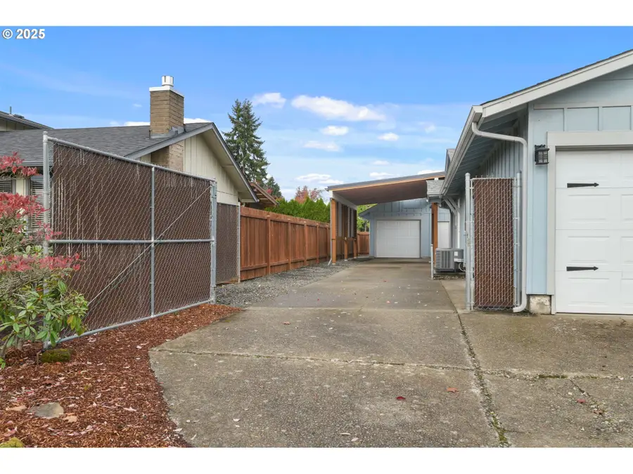 976 Northridge Ave, Springfield, OR 97477 - Image #3