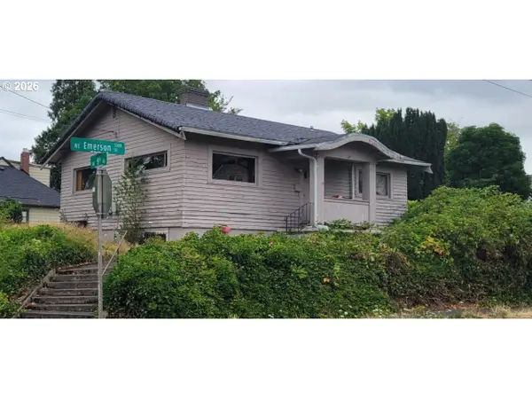 915 NE Emerson St, Portland, OR 97211
