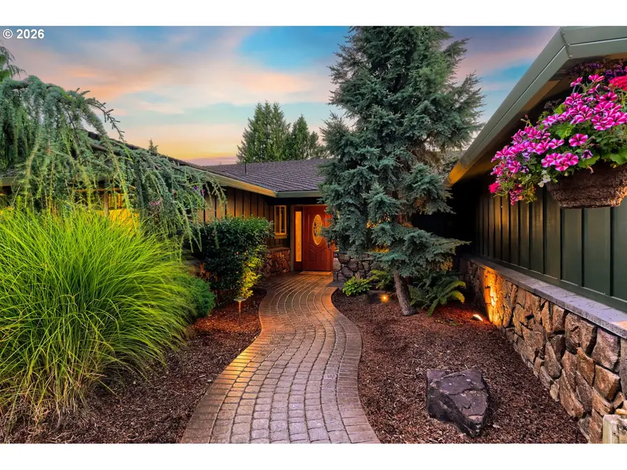 15337 S Hattan Rd, Redland, OR 97045 - #2