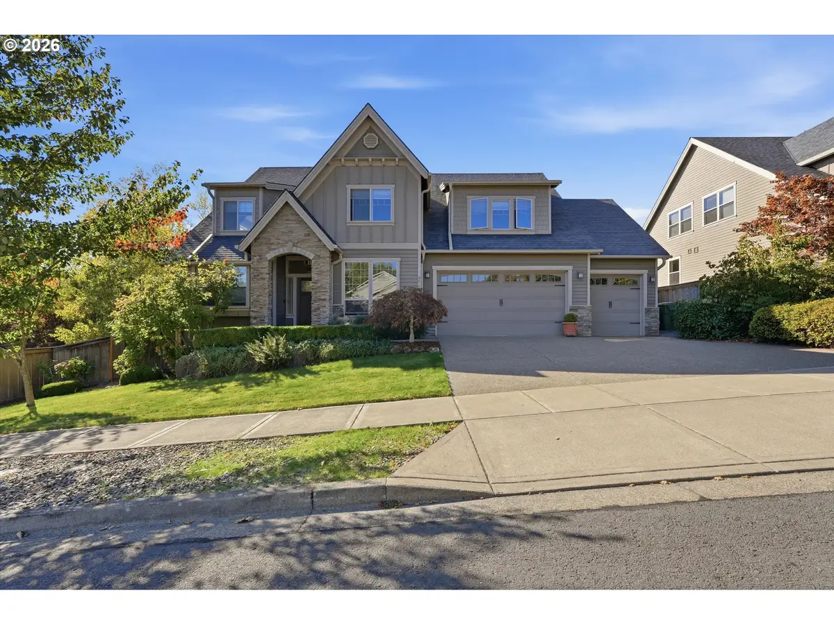 3715 N Knoll Dr, Newberg, OR 97132 - #1